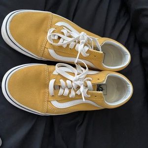 Vans,OLD SKOOL PIG SUEDE SHOE